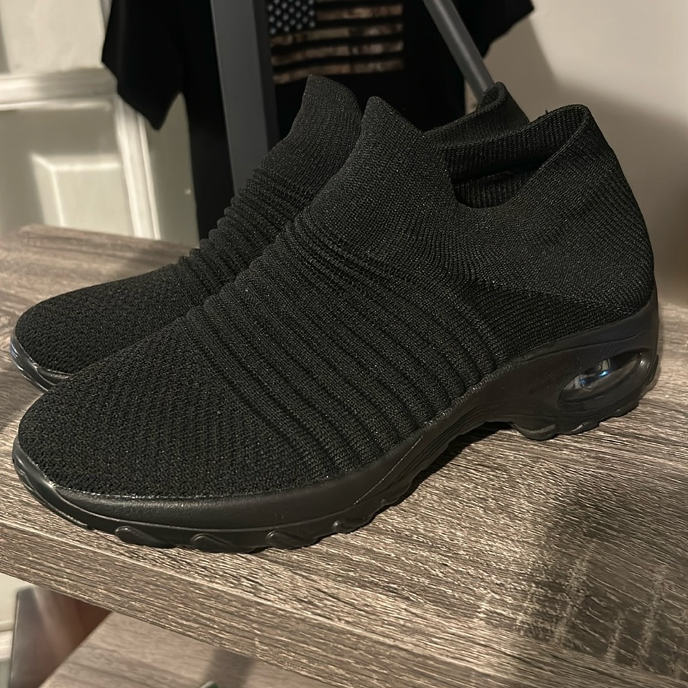 STQ women’s mesh slip on sneakers